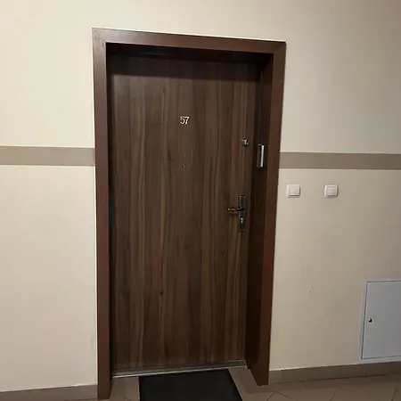 דירה Kawalerka Kosciuszki Z Parkingiem אוסטרוב וילקופולסקי