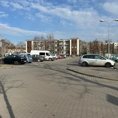 Kawalerka Kosciuszki Z Parkingiem דירה אוסטרוב וילקופולסקי