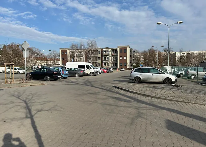Kawalerka Kosciuszki Z Parkingiem Διαμέρισμα Ostrów Wielkopolski